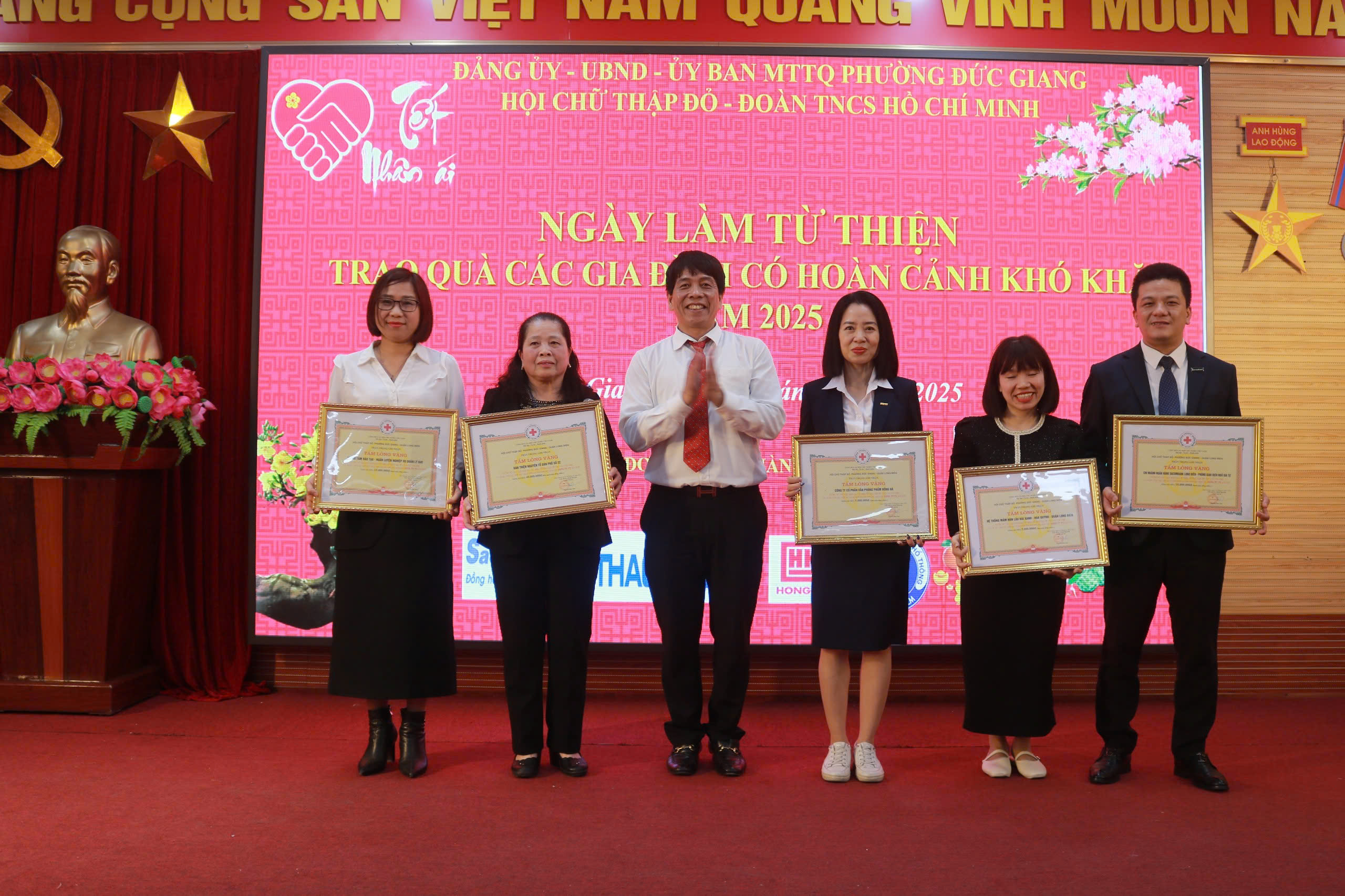 Ảnh từ thiện 3