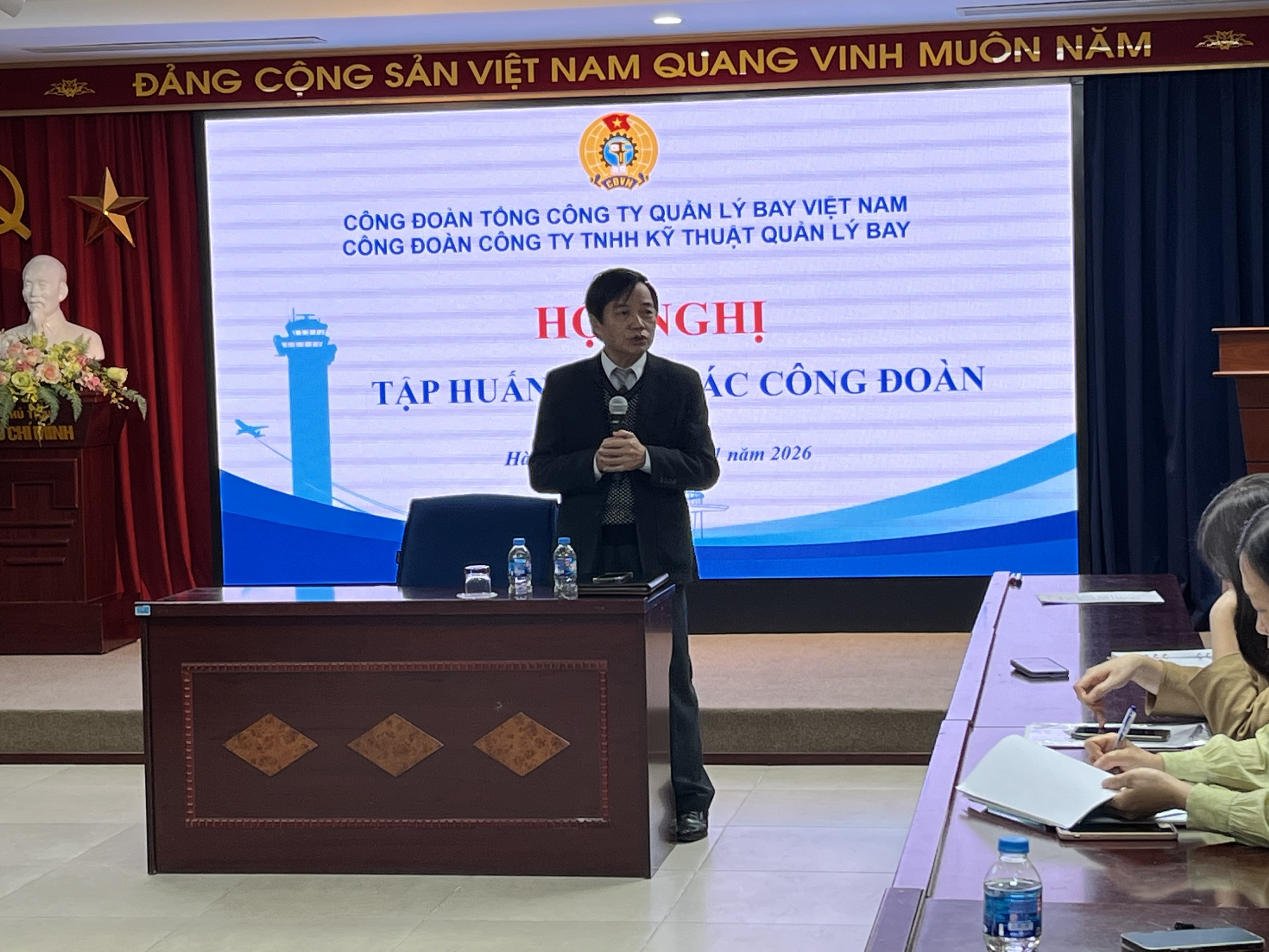 A2_ ô Phan Văn Sơn trình bày tại buổi tập huấn
