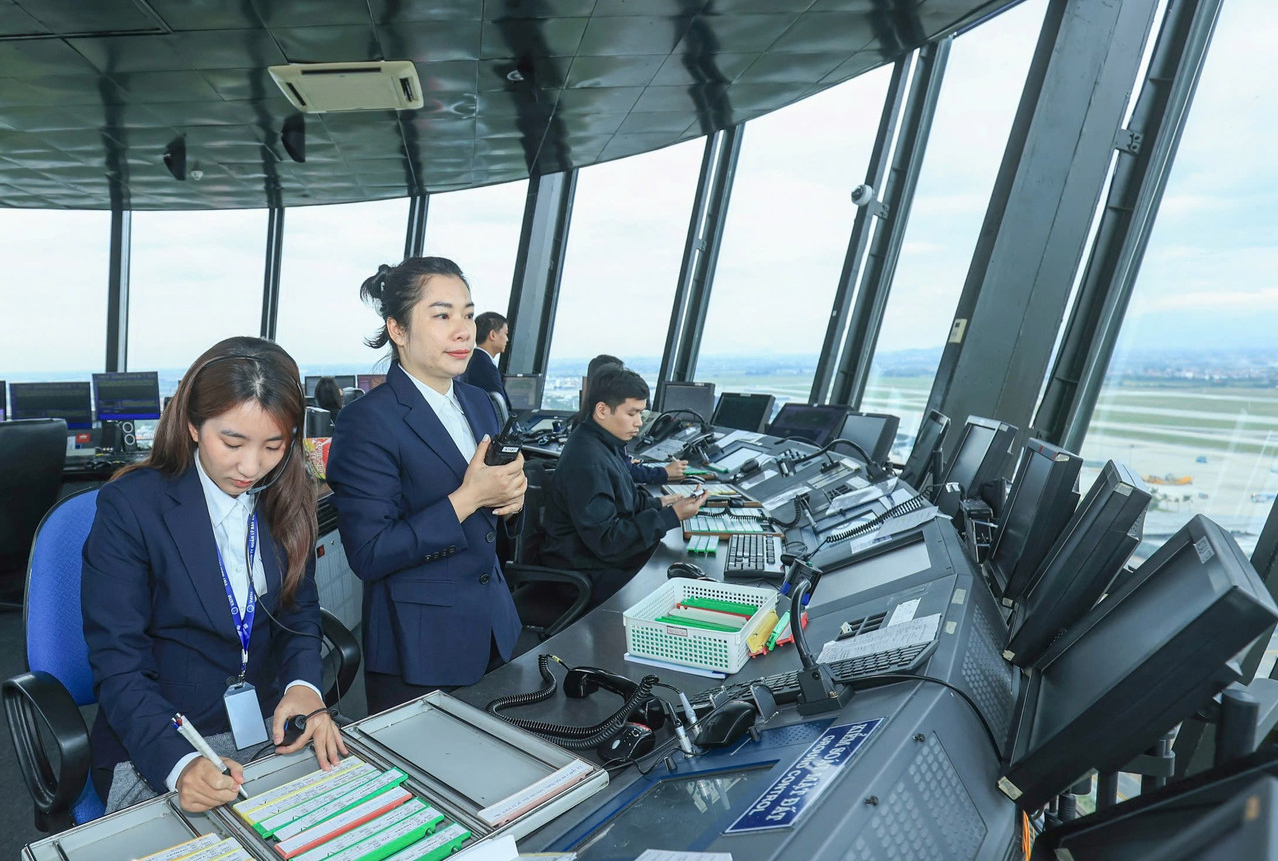 Kíp trực Điều hành bay tại Đài F168 2026 thể thao, xổ số, casino, nổ hũ Nội Bài-4